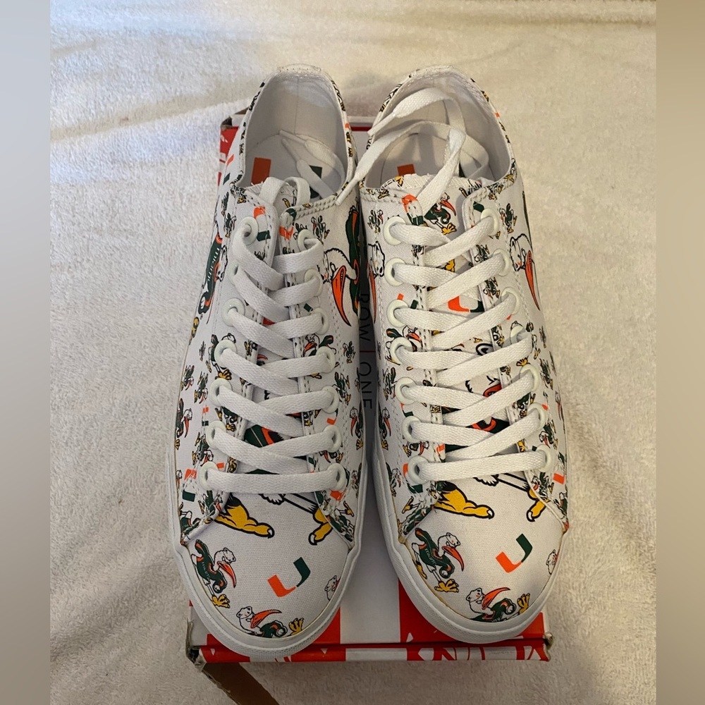 University of Miami UM College NCAA Row One Victory unisex sneakers